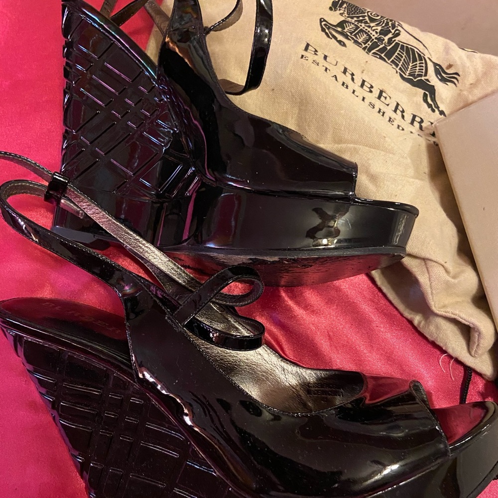 burberry wedge heels